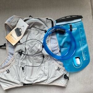 Sportsnews Hydration Vest Pack Running Marathon Trail Racing Backpack Grey M/L